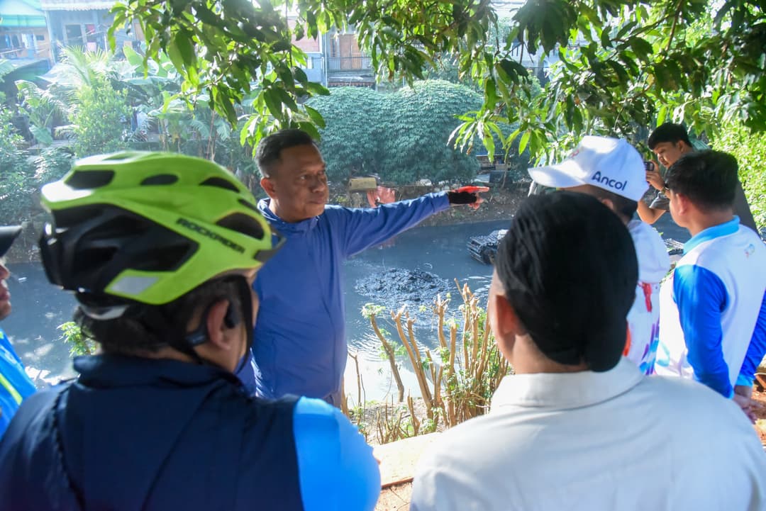 Cegah-Banjir,-Walikota-Tinjau-Pengerukan-Kali-Sunter-Kampung-Kapitan