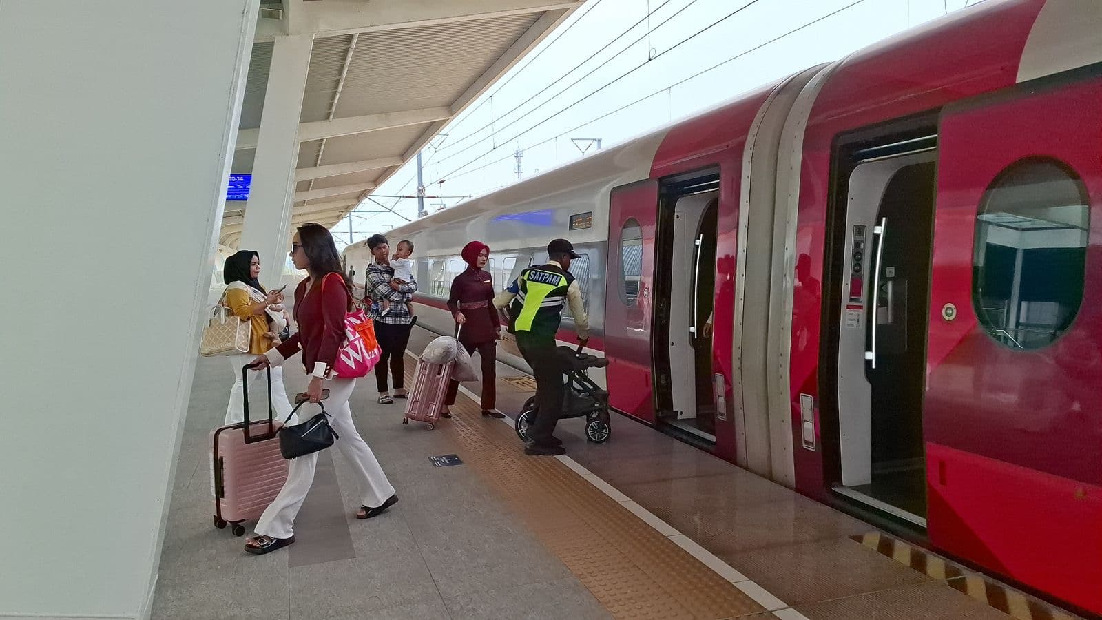 Whoosh Berikan Harga Tiket Rp75 Ribu Untuk Rute Pendek.jpg