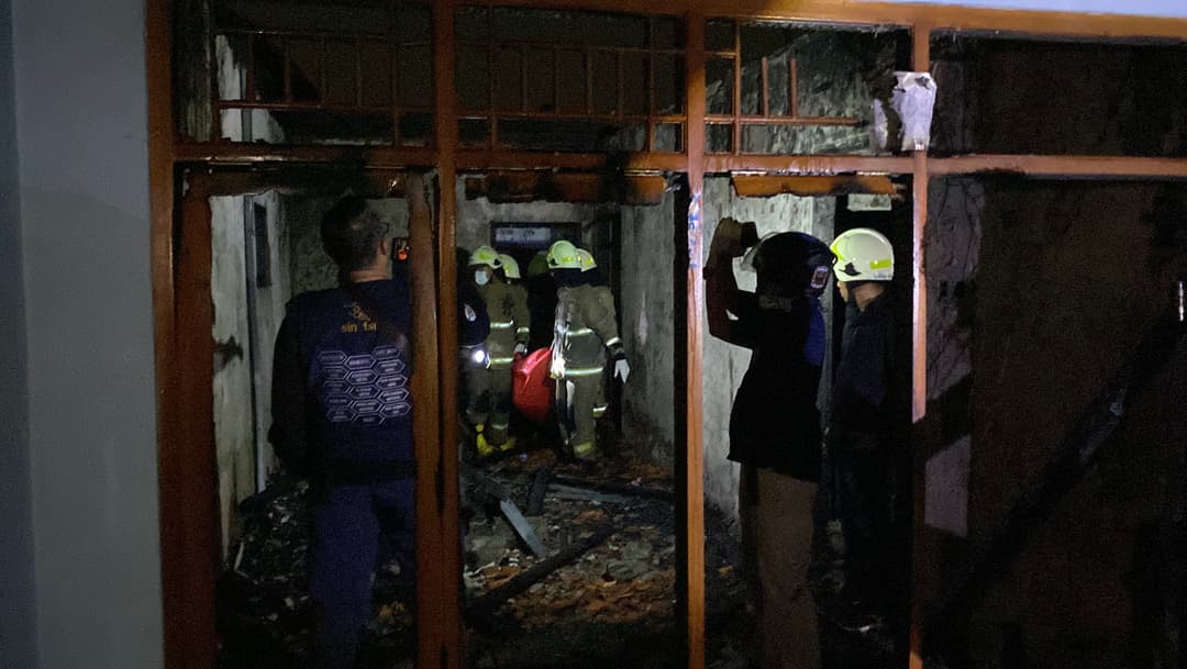Satu-Orang-Meninggal-dalam-Insiden-Kebakaran-di-Jaktim,-Api-Diduga-dari-Kebocoran-Tabung-Gas