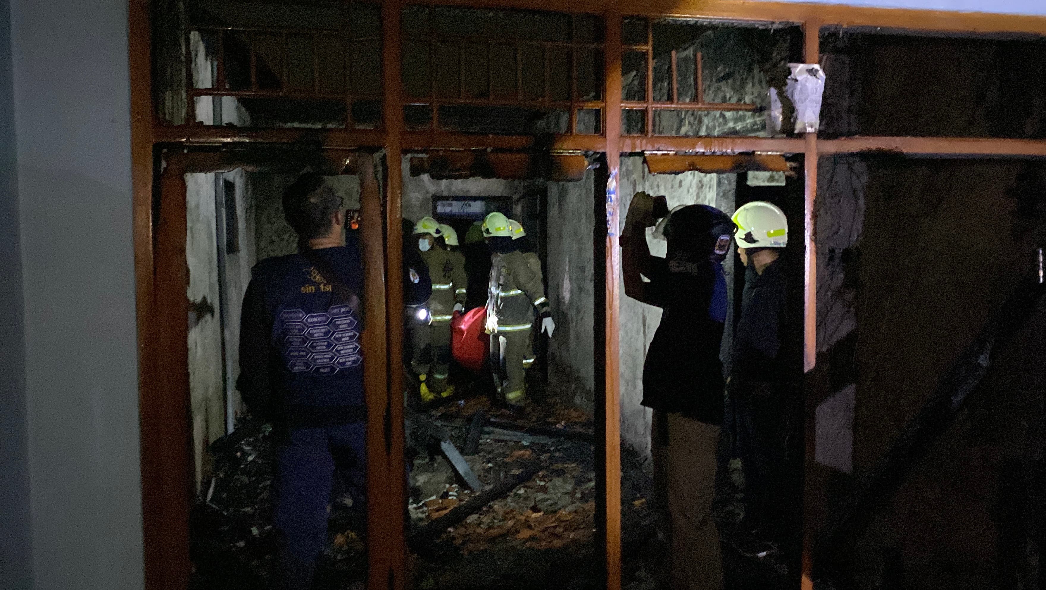 Satu Orang Meninggal dalam Insiden Kebakaran di Jaktim, Api Diduga dari Kebocoran Tabung Gas.jpg