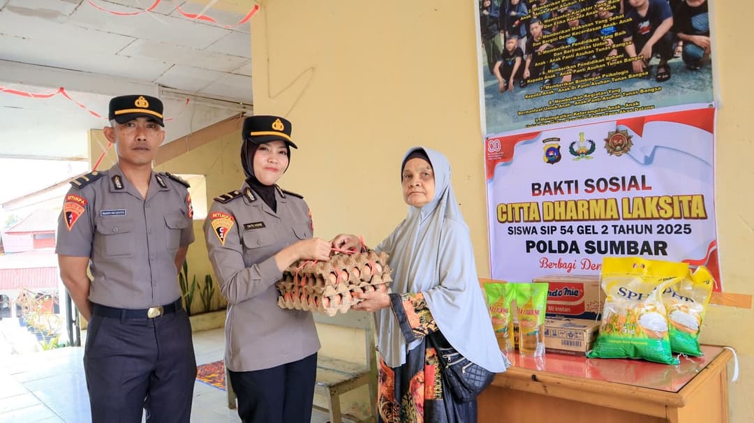 Siswa-SIP-54-Gel-2-Polres-Solok-Kota-Tebar-Kepedulian-Lewat-Bakti-Sosial-di-Panti-Asuhan