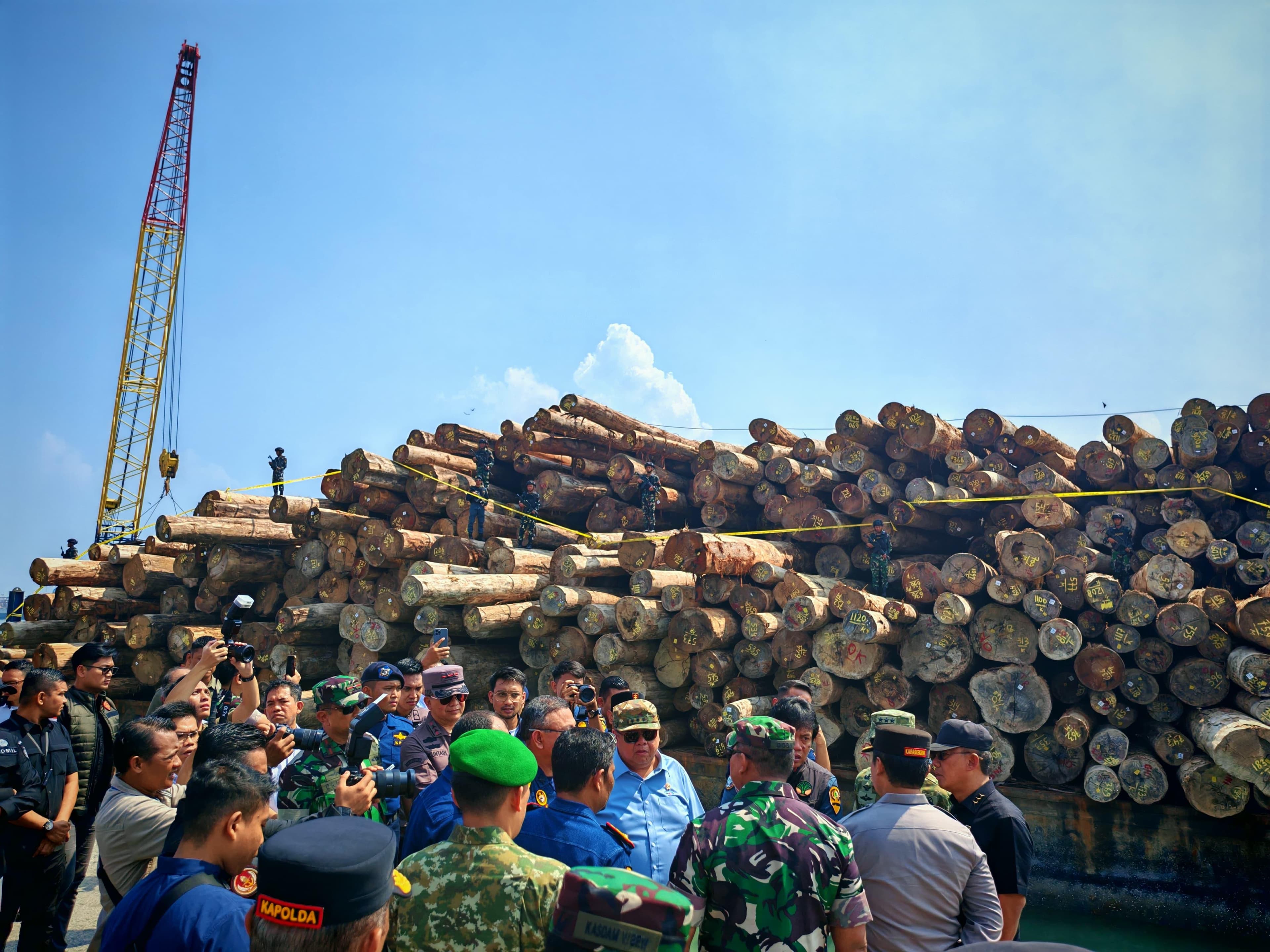 BPKP dan Satgas PKH Ungkap Pembalakan Liar di Mentawai, Negara Rugi Rp240 Miliar.jpg