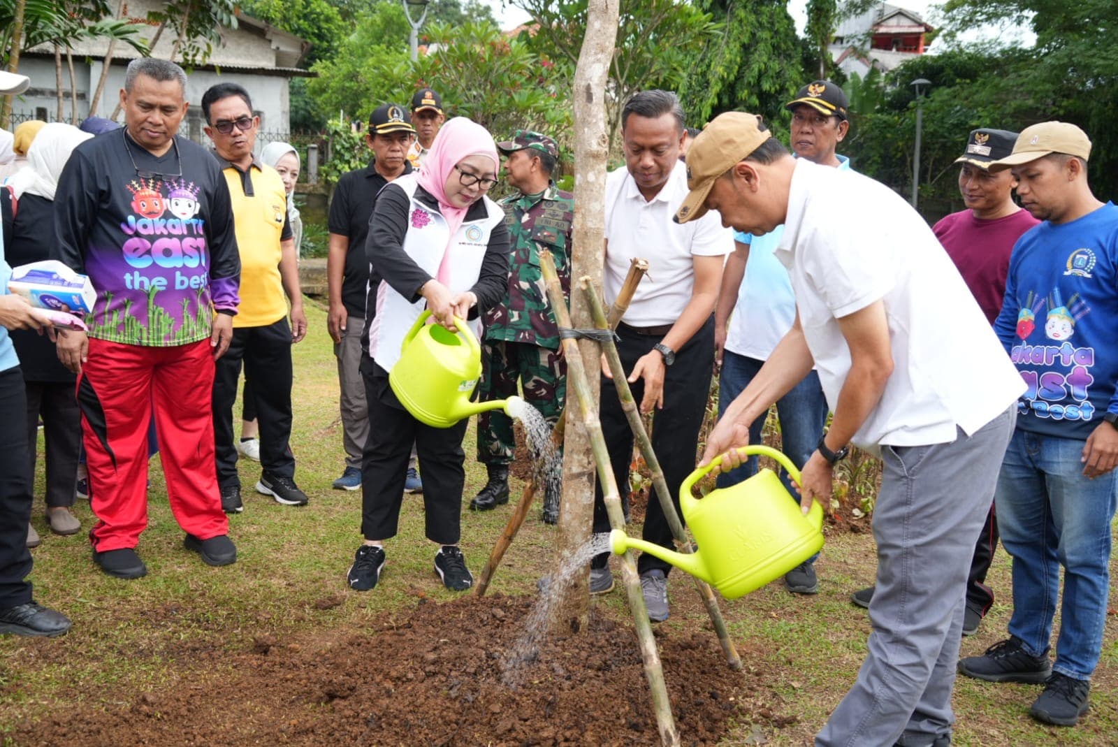 Jaga Kualitas Udara, Pemkot Jaktim Perbanyak Tanaman di Taman Bluntas.jpg