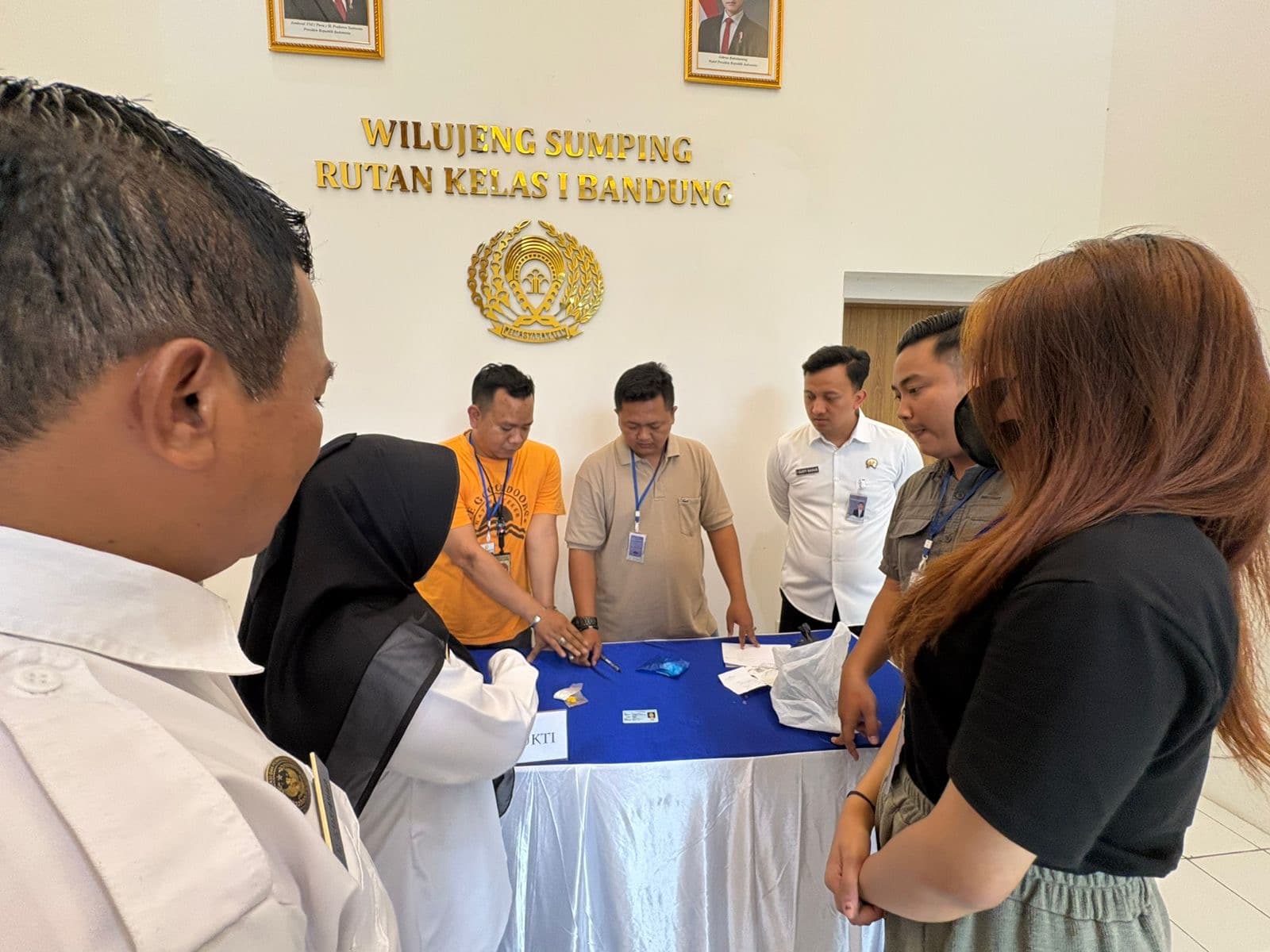 Sembunyikan Sabu dan Ekstasi di Pembalut, Upaya Penyelundupan Narkoba ke Rutan Bandung Digagalkan Petugas.jpg