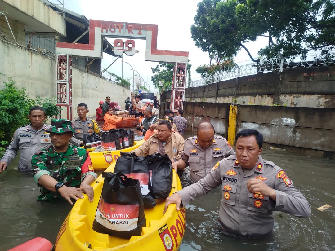Permukiman-di-Rawa-Terate-Terendam-Banjir,-Air-Capai-Hampir-Satu-Meter