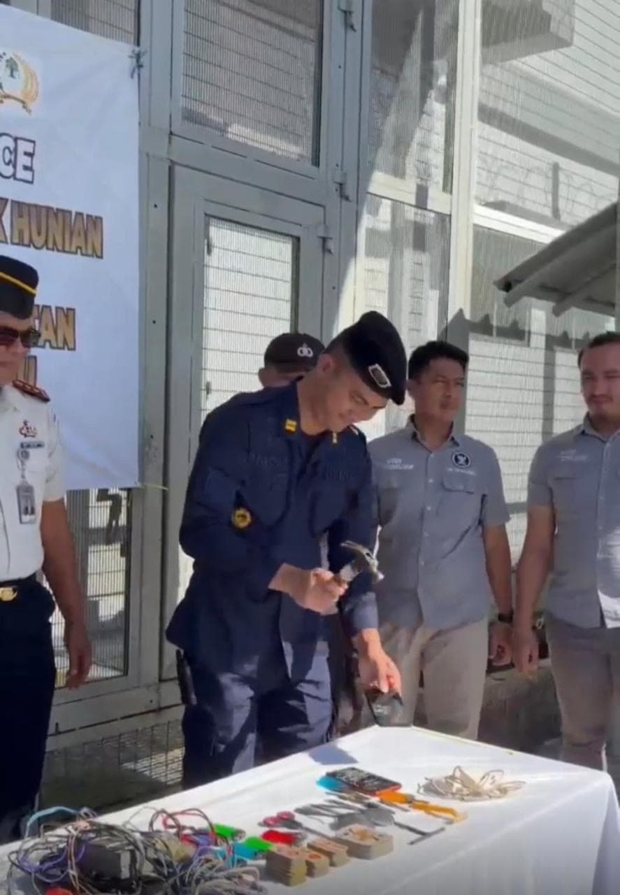 Lapas Banjarbaru Razia Blok Hunian dan Tes Urine, Dua Ponsel Disita.jpg