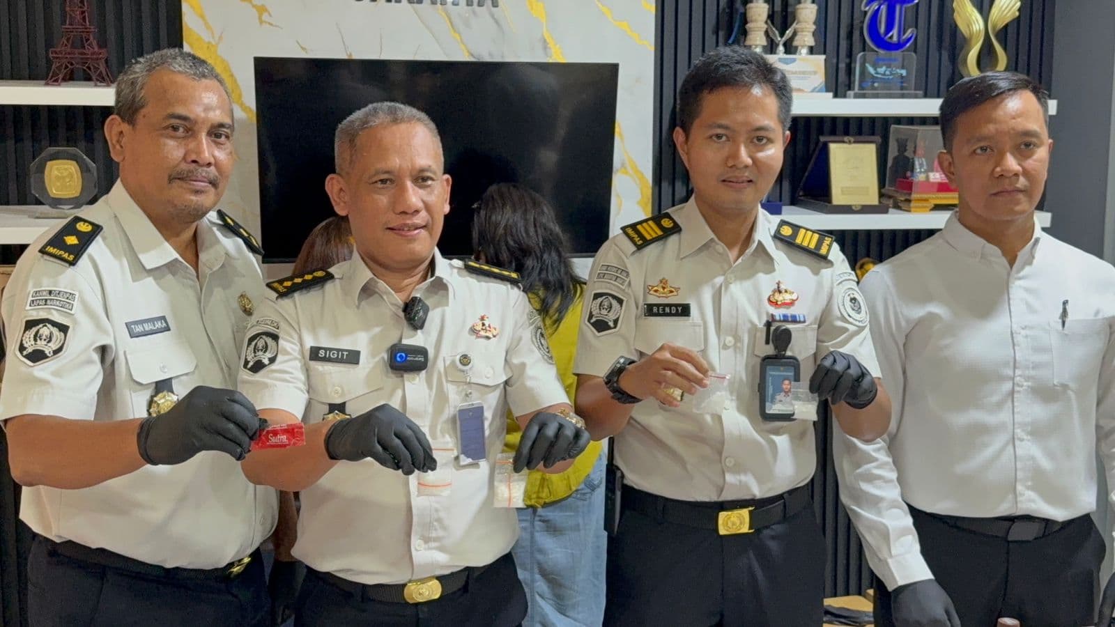 Pengunjung Sembunyikan Diduga Narkoba di Area Kemaluan, Aksi Digagalkan Petugas Lapas.jpg