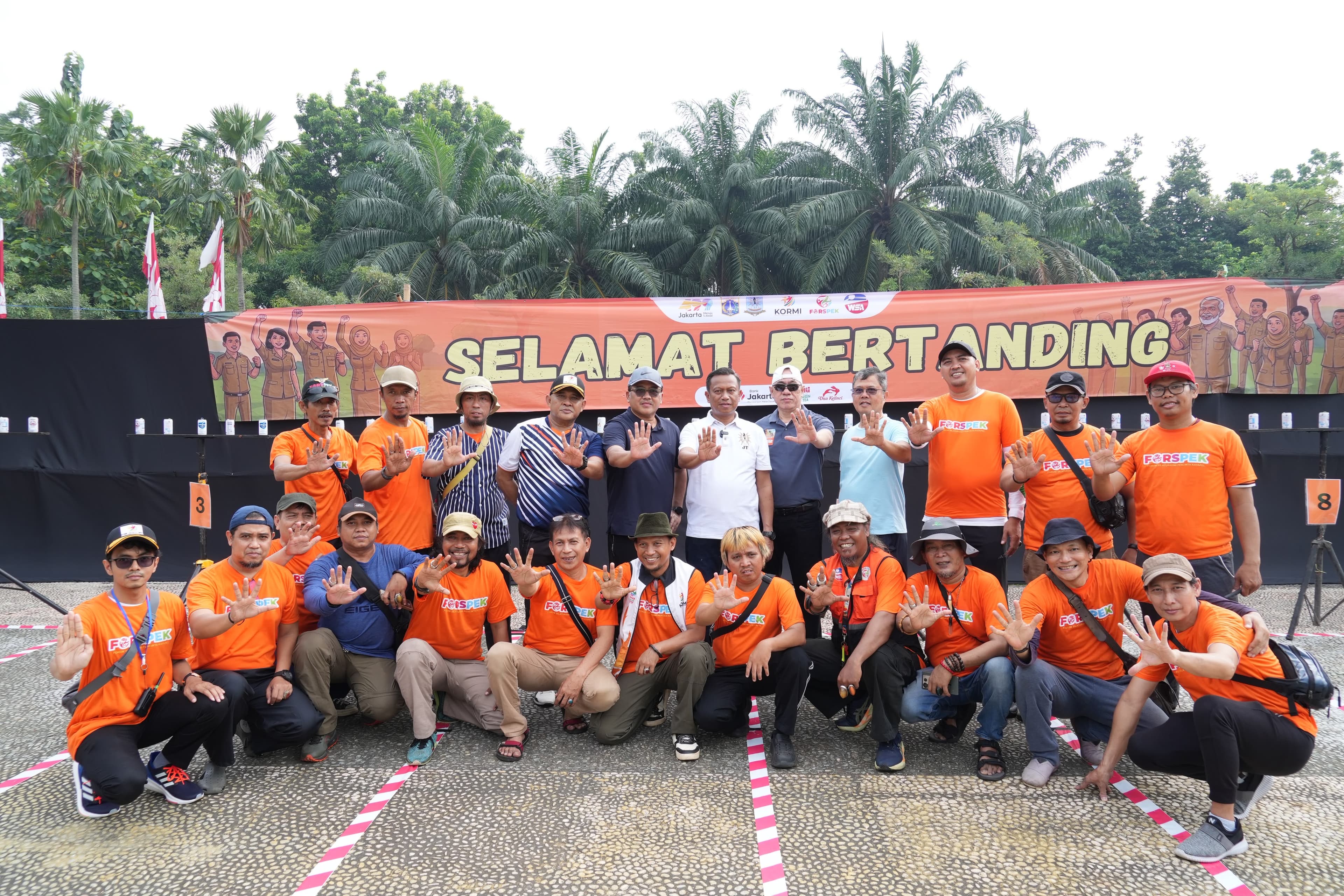 Pemkot Jaktim Meriahkan HUT Jakarta Lewat Lomba Olahraga hingga Masak Antar Lurah.jpg