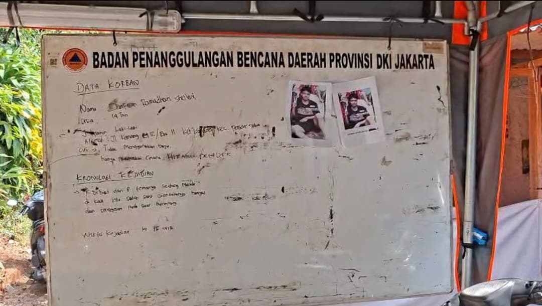 Tim-SAR-Gabungan-Lanjutkan-Pencarian-Pelajar-SMP-yang-Diduga-Tenggelam-di-Kali-Ciliwung