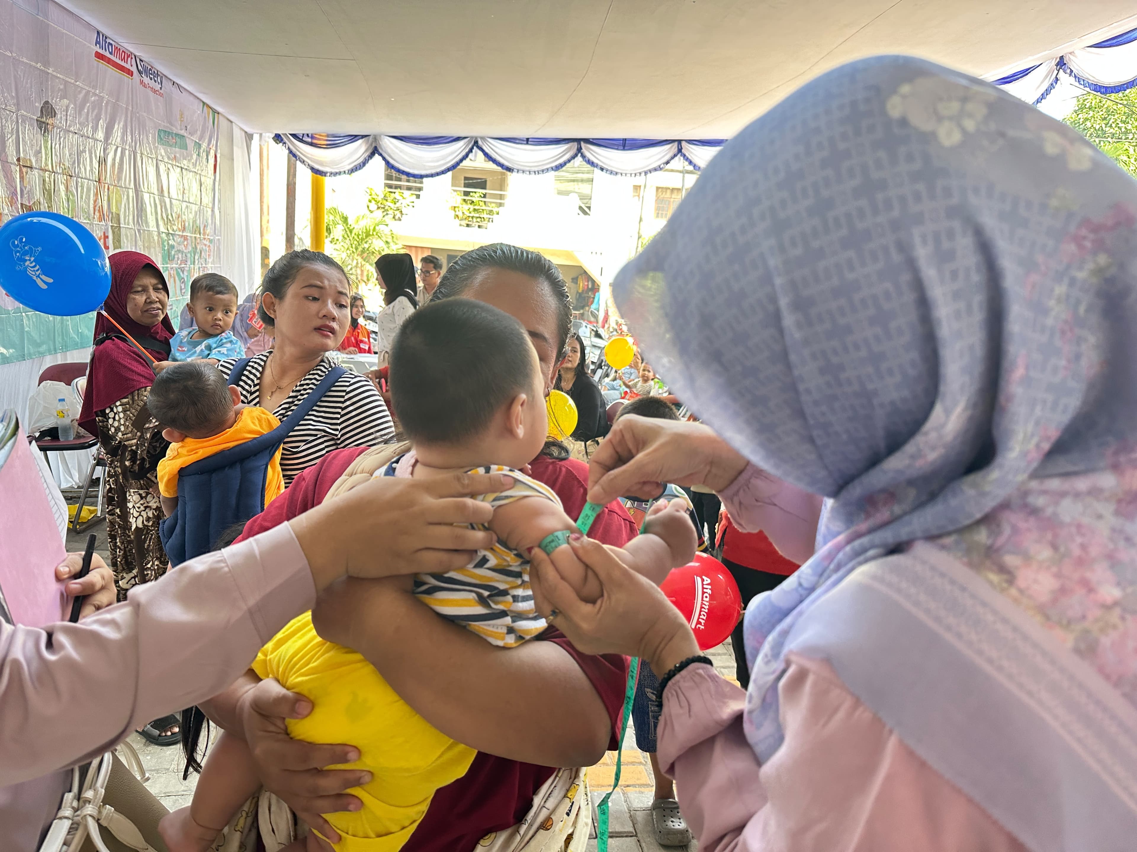 Tak Hanya Belanja, 84 Gerai Alfamart Jadi Lokasi Posyandu.jpg